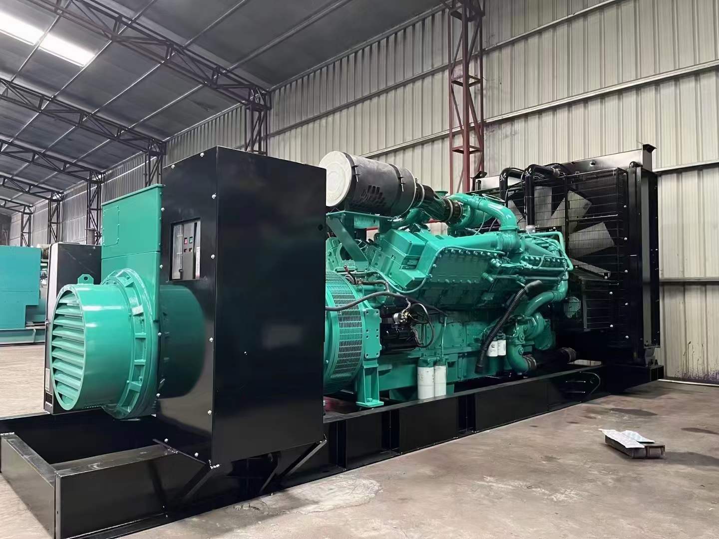 恩施如何降低 800kW 柴油发电机输出电流的波动？